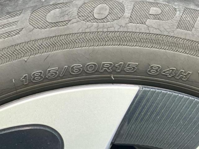 アクア Ｓスタイルブラック　新品タイヤ／保証書／社外　ＳＤナビ／衝突安全装置／車線逸脱防止支援システム／Ｂｌｕｅｔｏｏｔｈ接続／ＥＴＣ／ＥＢＤ付ＡＢＳ／横滑り防止装置／アイドリングストップ／バックモニター／フルセグＴＶ／禁煙車（57枚目）