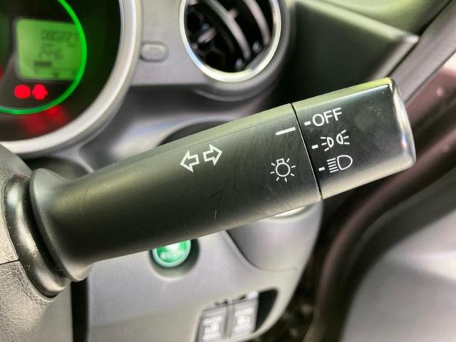 N-BOX SSパッケージ 新品タイヤ/純正 SDナビ/衝突安全装置/両側電動スライドドア/Bluetooth接続/ETC/EBD付ABS/横滑り防止装置/アイドリングストップ/バックモニター/ワンセグTV/DVD バックカメラ(17枚目)