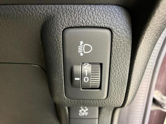 N-BOX SSパッケージ 新品タイヤ/純正 SDナビ/衝突安全装置/両側電動スライドドア/Bluetooth接続/ETC/EBD付ABS/横滑り防止装置/アイドリングストップ/バックモニター/ワンセグTV/DVD バックカメラ(31枚目)