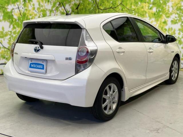 アクア G 新品タイヤ/保証書/純正 SDナビ/ヘッドランプ LED/Bluetooth接続/ETC/EBD付ABS/横滑り防止装置/アイドリングストップ/バックモニター/ワンセグTV/エアバッグ 運転席 記録簿(3枚目)