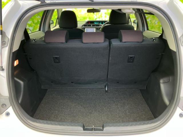 アクア G 新品タイヤ/保証書/純正 SDナビ/ヘッドランプ LED/Bluetooth接続/ETC/EBD付ABS/横滑り防止装置/アイドリングストップ/バックモニター/ワンセグTV/エアバッグ 運転席 記録簿(8枚目)