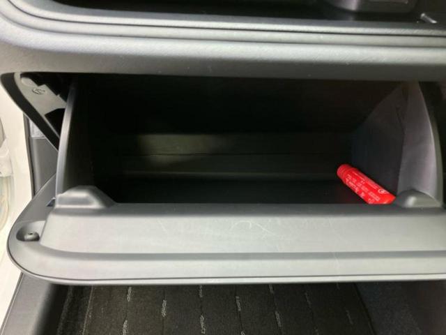 アクア G 新品タイヤ/保証書/純正 SDナビ/ヘッドランプ LED/Bluetooth接続/ETC/EBD付ABS/横滑り防止装置/アイドリングストップ/バックモニター/ワンセグTV/エアバッグ 運転席 記録簿(40枚目)