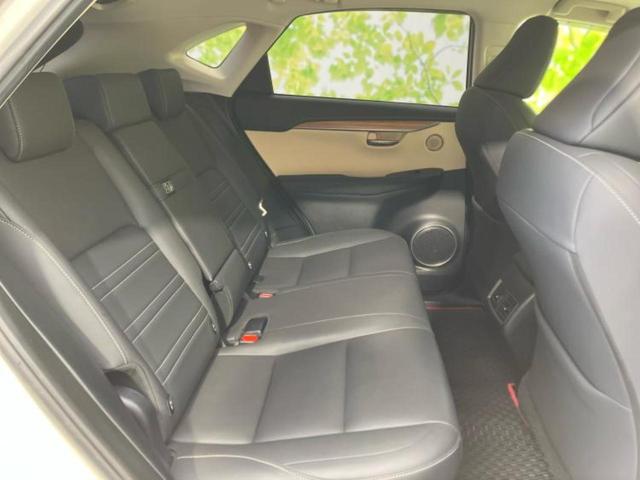 NX 4WD NX200t Iパッケージ サンルーフ/純正エアロ/保証書/純正 HDDナビ/シートヒーター/シート フルレザー/ヘッドランプ LED/ETC/EBD付ABS/横滑り防止装置/アイドリングストップ/サイドモニター 革シート(5枚目)