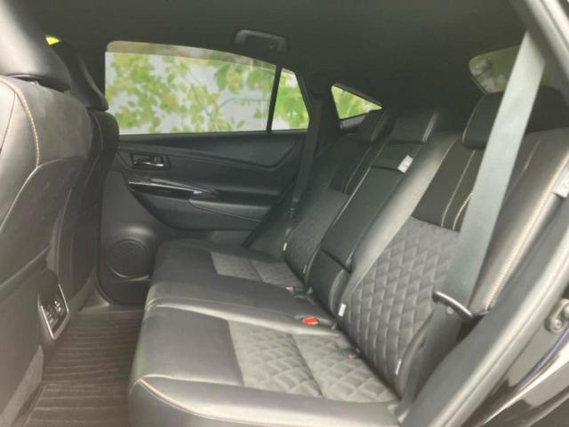 ＷＥＣＡＲＳでは各商談席に大型モニターをご用意しております！見やすい大画面でゆったりと全国の在庫をご覧いただけます！是非ご来店お待ちしております！