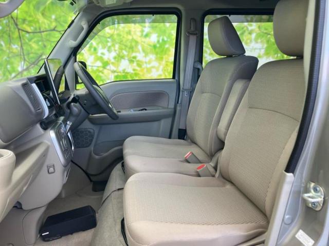 エブリイワゴン ４ＷＤ　ＰＺターボスペシャル　新品タイヤ／保証書／社外　１１インチ　ＳＤナビ／衝突安全装置／両側電動スライドドア／シートヒーター／ヘッドランプ　ＬＥＤ／ＥＴＣ／ＥＢＤ付ＡＢＳ／横滑り防止装置／フルセグＴＶ／エアバッグ　運転席（6枚目）