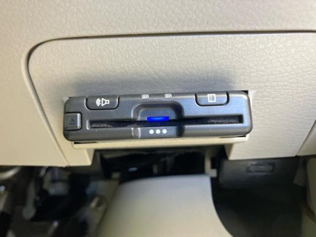 エブリイワゴン ４ＷＤ　ＰＺターボスペシャル　新品タイヤ／保証書／社外　１１インチ　ＳＤナビ／衝突安全装置／両側電動スライドドア／シートヒーター／ヘッドランプ　ＬＥＤ／ＥＴＣ／ＥＢＤ付ＡＢＳ／横滑り防止装置／フルセグＴＶ／エアバッグ　運転席（27枚目）