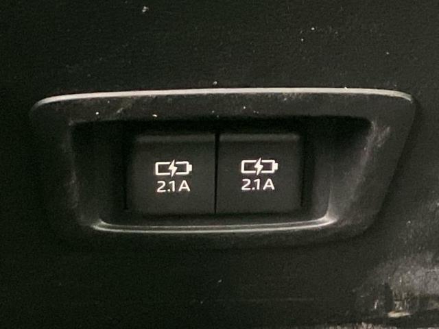 カローラツーリング ダブルバイビー 保証書/ディスプレイオーディオ+ナビ/衝突安全装置/車線逸脱防止支援システム/シート ハーフレザー/ヘッドランプ LED/ETC/EBD付ABS/横滑り防止装置/バックモニター 衝突被害軽減システム(40枚目)