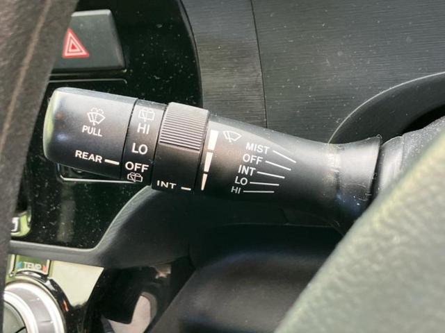 アクア Ｓスタイルブラック　新品タイヤ／保証書／純正　ＳＤナビ／衝突安全装置／車線逸脱防止支援システム／ヘッドランプ　ＬＥＤ／ＥＴＣ／ＥＢＤ付ＡＢＳ／横滑り防止装置／アイドリングストップ／フルセグＴＶ／エアバッグ　運転席　記録簿（18枚目）