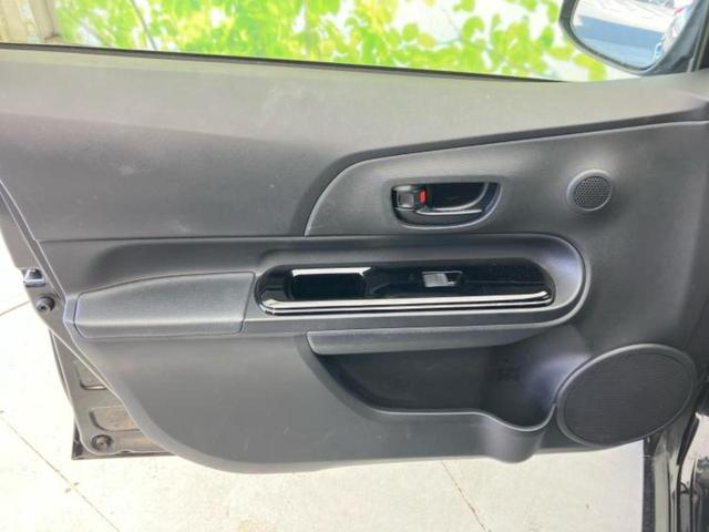 アクア Ｓスタイルブラック　新品タイヤ／保証書／純正　ＳＤナビ／衝突安全装置／車線逸脱防止支援システム／ヘッドランプ　ＬＥＤ／ＥＴＣ／ＥＢＤ付ＡＢＳ／横滑り防止装置／アイドリングストップ／フルセグＴＶ／エアバッグ　運転席　記録簿（20枚目）