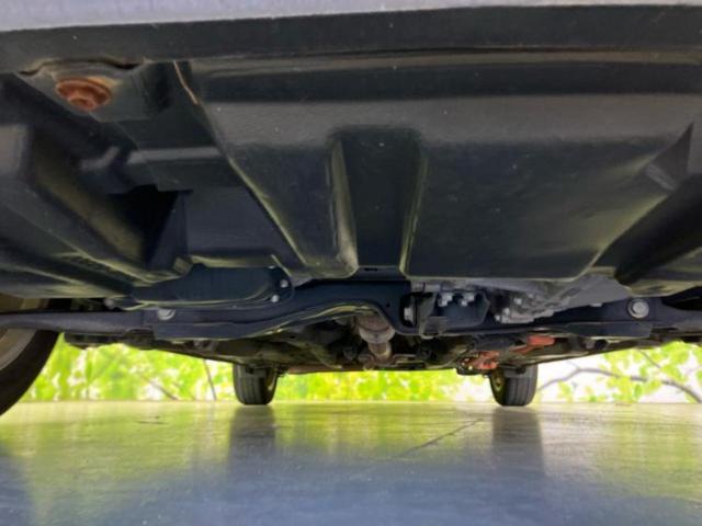 アクア Ｓスタイルブラック　新品タイヤ／保証書／純正　ＳＤナビ／衝突安全装置／車線逸脱防止支援システム／ヘッドランプ　ＬＥＤ／ＥＴＣ／ＥＢＤ付ＡＢＳ／横滑り防止装置／アイドリングストップ／フルセグＴＶ／エアバッグ　運転席　記録簿（51枚目）