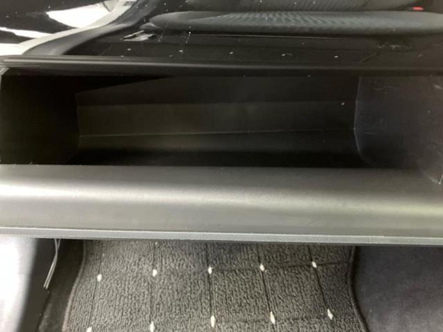 プリウス Sセーフティプラス 純正 9インチ SDナビ/衝突安全装置/車線逸脱防止支援システム/パーキングアシスト 自動操舵/ヘッドランプ LED/Bluetooth接続/ETC/EBD付ABS/横滑り防止装置 バックカメラ(36枚目)