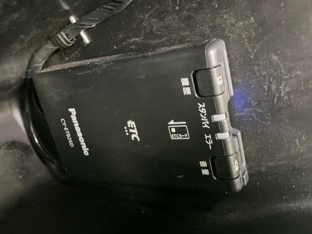 スイフトスポーツ スポーツ　保証書／社外　ＳＤナビ／シートヒーター／ドライブレコーダー　社外／ヘッドランプ　ＬＥＤ／Ｂｌｕｅｔｏｏｔｈ接続／ＥＴＣ／ＥＢＤ付ＡＢＳ／横滑り防止装置／セーフティサポート（スズキ）／バックモニター（27枚目）