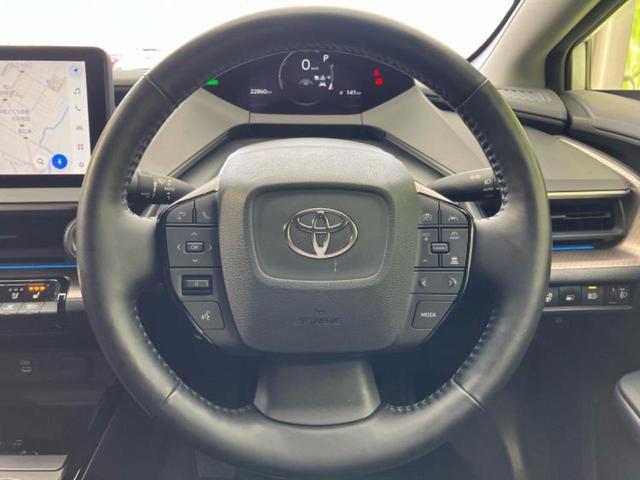 プリウス Ｚ　ガラスルーフ／純正エアロ／ディスプレイオーディオ＋ナビ１１インチ／デジタルインナーミラー／トヨタセーフティセンス／シートヒーター／全方位モニター／車線逸脱防止支援システム／シート　合皮　全周囲カメラ（15枚目）