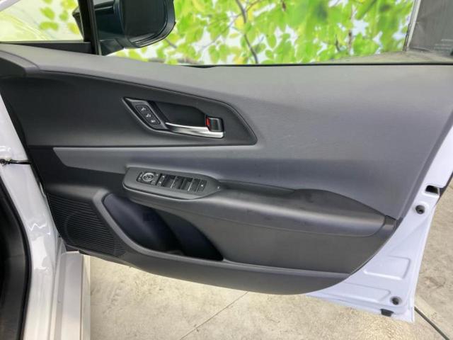 プリウス Ｚ　ガラスルーフ／純正エアロ／ディスプレイオーディオ＋ナビ１１インチ／デジタルインナーミラー／トヨタセーフティセンス／シートヒーター／全方位モニター／車線逸脱防止支援システム／シート　合皮　全周囲カメラ（22枚目）