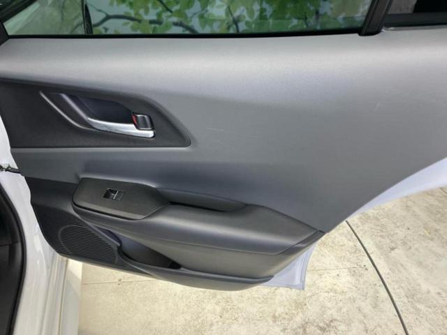 プリウス Ｚ　ガラスルーフ／純正エアロ／ディスプレイオーディオ＋ナビ１１インチ／デジタルインナーミラー／トヨタセーフティセンス／シートヒーター／全方位モニター／車線逸脱防止支援システム／シート　合皮　全周囲カメラ（23枚目）