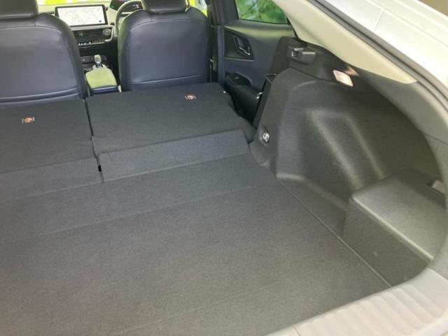 プリウス Ｚ　ガラスルーフ／純正エアロ／ディスプレイオーディオ＋ナビ１１インチ／デジタルインナーミラー／トヨタセーフティセンス／シートヒーター／全方位モニター／車線逸脱防止支援システム／シート　合皮　全周囲カメラ（25枚目）