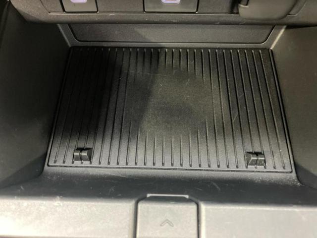 プリウス Ｚ　ガラスルーフ／純正エアロ／ディスプレイオーディオ＋ナビ１１インチ／デジタルインナーミラー／トヨタセーフティセンス／シートヒーター／全方位モニター／車線逸脱防止支援システム／シート　合皮　全周囲カメラ（40枚目）