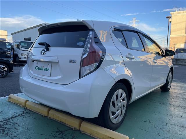 アクア S ATハイビーム BLUETOOTH キーレスエントリ SDナビゲーション USB接続 ドラレコ付 フルセグ地デジ イモビ ナビ&TV オートエアコン デュアルエアバック ESC パワーウィンドウ(32枚目)