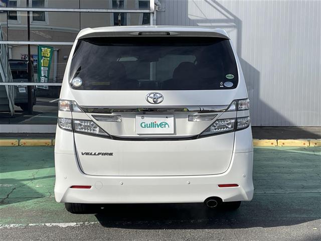 ヴェルファイア ２．４Ｚ　ゴールデンアイズ　パワーリヤゲート　地デジフルセグ　Ｂカメラ　横滑防止装置　キーレスエントリー　ナビ＆ＴＶ　ＥＴＣ車載器　１オーナー　リアエアコン　オートエアコン　ＤＶＤ再生機能　パワーウィンドウ　エアロ　ＨＤＤナビ（6枚目）