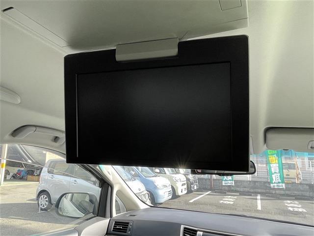 ヴェルファイア ２．４Ｚ　ゴールデンアイズ　パワーリヤゲート　地デジフルセグ　Ｂカメラ　横滑防止装置　キーレスエントリー　ナビ＆ＴＶ　ＥＴＣ車載器　１オーナー　リアエアコン　オートエアコン　ＤＶＤ再生機能　パワーウィンドウ　エアロ　ＨＤＤナビ（32枚目）