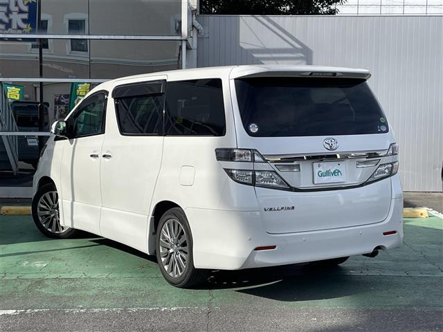 ヴェルファイア ２．４Ｚ　ゴールデンアイズ　パワーリヤゲート　地デジフルセグ　Ｂカメラ　横滑防止装置　キーレスエントリー　ナビ＆ＴＶ　ＥＴＣ車載器　１オーナー　リアエアコン　オートエアコン　ＤＶＤ再生機能　パワーウィンドウ　エアロ　ＨＤＤナビ（43枚目）