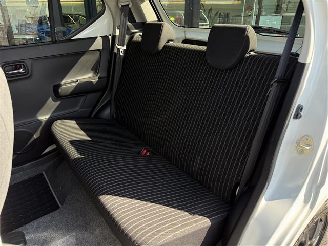 アルトワークス ベースグレード フルタイム4WD Sキー 地デジ TURBO ETC装備 メモリナビ VSA ブルートゥース キーフリ Wエアバック AUTOエアコン エアB パワステ ABS付 DVD再生 オートライト TV・ナビ(21枚目)