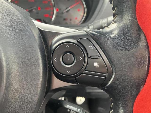 ヴォクシー ＺＳ　ＧＲスポーツ　新品タイヤ／保証書／純正　９インチ　ＳＤナビ／衝突安全装置／両側電動スライドドア／車線逸脱防止支援システム／シート　ハーフレザー／パーキングアシスト　バックガイド／ヘッドランプ　ＬＥＤ　バックカメラ（15枚目）