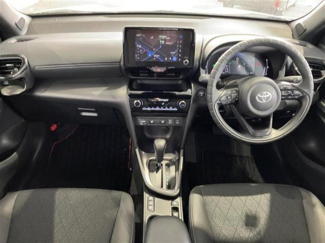 ヤリスクロス ハイブリッドＺ　モデリスタエアロ／保証書／ディスプレイオーディオ＋ナビ／衝突安全装置／シートヒーター／パノラミックビューモニター／車線逸脱防止支援システム／シート　ハーフレザー／ドライブレコーダー　前後　全周囲カメラ（4枚目）