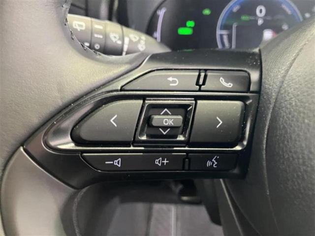 ヤリスクロス ハイブリッドＺ　モデリスタエアロ／保証書／ディスプレイオーディオ＋ナビ／衝突安全装置／シートヒーター／パノラミックビューモニター／車線逸脱防止支援システム／シート　ハーフレザー／ドライブレコーダー　前後　全周囲カメラ（13枚目）