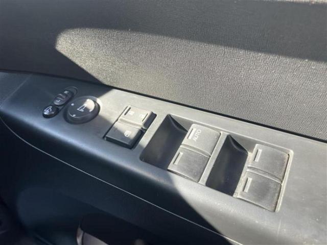 Ｎ－ＢＯＸ Ｇ・Ｌパッケージ　保証書／社外　ＳＤナビ／電動スライドドア／ＥＴＣ／ＥＢＤ付ＡＢＳ／横滑り防止装置／フルセグＴＶ／エアバッグ　運転席／エアバッグ　助手席／パワーウインドウ／キーレスエントリー／オートエアコン（19枚目）