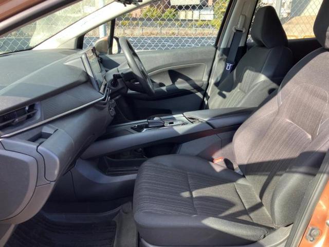 ノート Ｘ　保証書／純正　９インチ　ＳＤナビ／インテリジェントルームミラー／衝突安全装置／アラウンドビューモニター／車線逸脱防止支援システム／ドライブレコーダー　純正／ヘッドランプ　ＬＥＤ／ＵＳＢジャック　ＥＴＣ（5枚目）