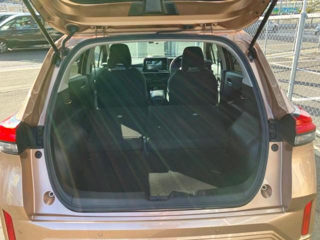 ノート Ｘ　保証書／純正　９インチ　ＳＤナビ／インテリジェントルームミラー／衝突安全装置／アラウンドビューモニター／車線逸脱防止支援システム／ドライブレコーダー　純正／ヘッドランプ　ＬＥＤ／ＵＳＢジャック　ＥＴＣ（8枚目）