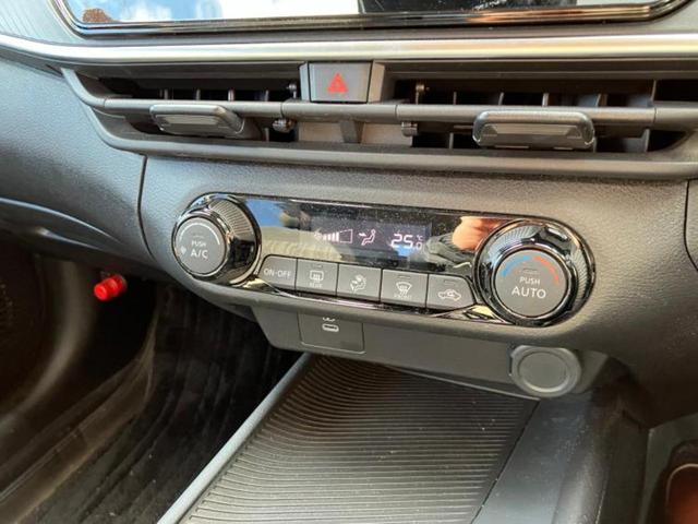 ノート Ｘ　保証書／純正　９インチ　ＳＤナビ／インテリジェントルームミラー／衝突安全装置／アラウンドビューモニター／車線逸脱防止支援システム／ドライブレコーダー　純正／ヘッドランプ　ＬＥＤ／ＵＳＢジャック　ＥＴＣ（14枚目）