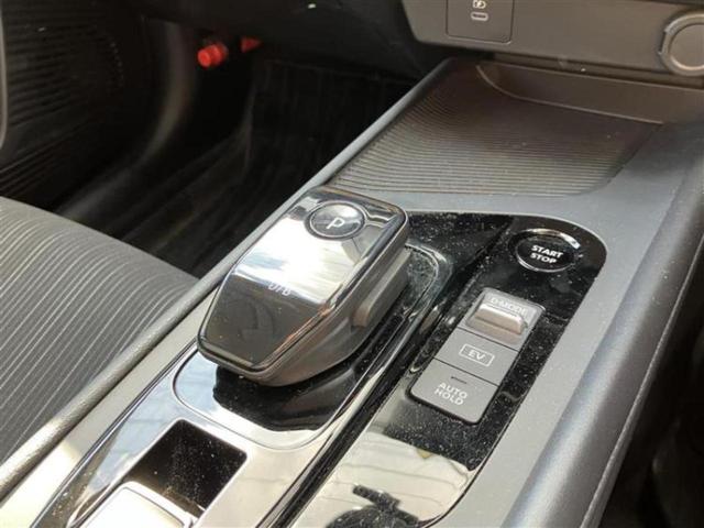 ノート Ｘ　保証書／純正　９インチ　ＳＤナビ／インテリジェントルームミラー／衝突安全装置／アラウンドビューモニター／車線逸脱防止支援システム／ドライブレコーダー　純正／ヘッドランプ　ＬＥＤ／ＵＳＢジャック　ＥＴＣ（15枚目）