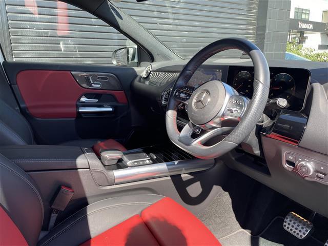 ＧＬＡクラス ＧＬＡ２００ｄ　４マチック　ＡＭＧラインパッケージ　ワンオーナー　レザーエクスクルーシブＰＫＧ　ＡＣＣ　３６０°カメラ　前後ドライブレコーダー　メモリーシート　シートヒーター　純正ＴＶ　ＥＴＣ２．０　ＬＥＤヘッドライト　純正１９インチＡＷ（25枚目）