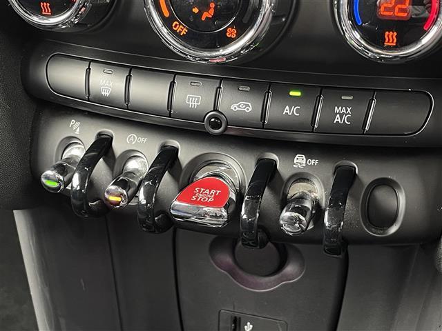 MINI クーパー ワンオーナー ペッパーPKG LEDヘッドライト 純正ナビ バックカメラ ETC コンフォートアクセス カメラ&パークアシストPKG 社外ドライブレコーダー 純正15インチアルミホイール アームレスト(20枚目)