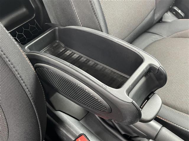 MINI クーパー ワンオーナー ペッパーPKG LEDヘッドライト 純正ナビ バックカメラ ETC コンフォートアクセス カメラ&パークアシストPKG 社外ドライブレコーダー 純正15インチアルミホイール アームレスト(27枚目)