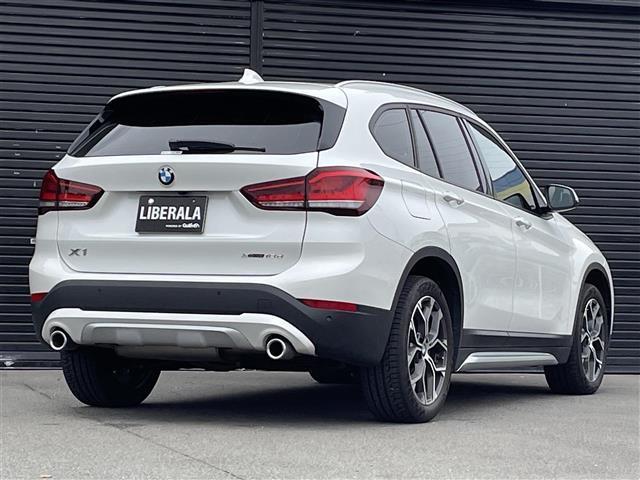 ＬＩＢＥＲＡＬＡは、輸入車選びの新たなスタイルを提案するインポート・セレクト・ブランドです。オーナー様となる方がクルマから直接感じる感性を第一にした、最良の一台との出会いをコーディネートいたします。