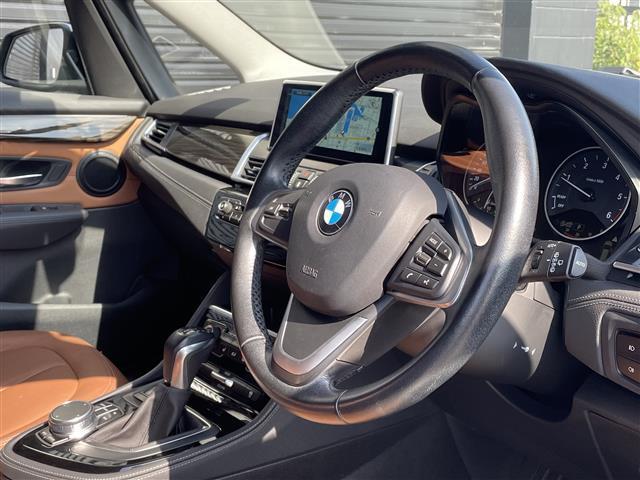 ２シリーズ ２１８ｄグランツアラー　ラグジュアリー　茶革　パワーシート　純正ナビ　シートヒーター　コンフォートアクセス　バックカメラ　コーナーセンサー　インテリジェントセーフティー　パワーバックドア　ミラー一体型ＥＴＣ　純正１７インチアルミホイール（23枚目）