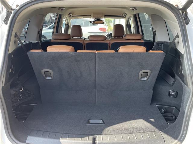 ２シリーズ ２１８ｄグランツアラー　ラグジュアリー　茶革　パワーシート　純正ナビ　シートヒーター　コンフォートアクセス　バックカメラ　コーナーセンサー　インテリジェントセーフティー　パワーバックドア　ミラー一体型ＥＴＣ　純正１７インチアルミホイール（34枚目）