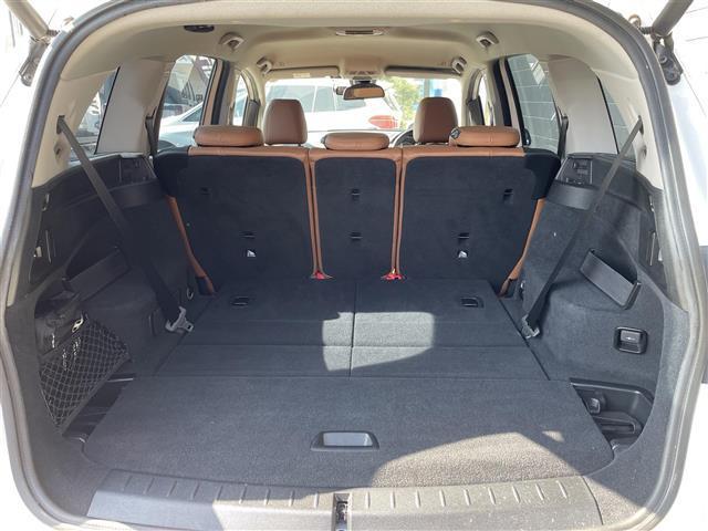 ２シリーズ ２１８ｄグランツアラー　ラグジュアリー　茶革　パワーシート　純正ナビ　シートヒーター　コンフォートアクセス　バックカメラ　コーナーセンサー　インテリジェントセーフティー　パワーバックドア　ミラー一体型ＥＴＣ　純正１７インチアルミホイール（35枚目）