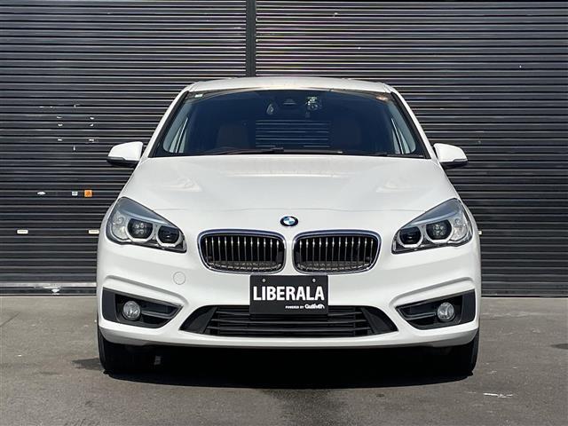 ２シリーズ ２１８ｄグランツアラー　ラグジュアリー　茶革　パワーシート　純正ナビ　シートヒーター　コンフォートアクセス　バックカメラ　コーナーセンサー　インテリジェントセーフティー　パワーバックドア　ミラー一体型ＥＴＣ　純正１７インチアルミホイール（37枚目）