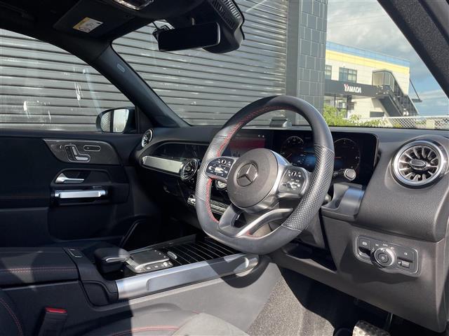 GLB GLB200d 4マチック AMGラインパッケージ ワンオーナー サンルーフ ACC 純正ナビ 360°カメラ 純正ドラレコ ETC ハーフレザーシート シートヒーター LEDライト アンビエントライト 純正19インチAW 純正アルミ付スタッドレス(19枚目)