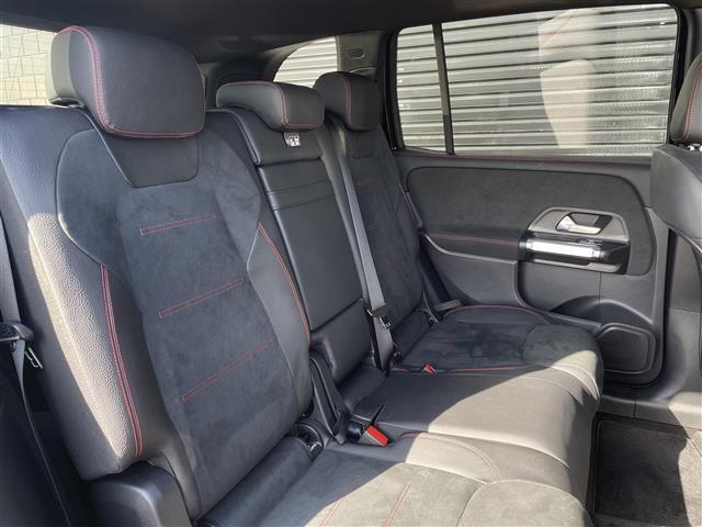 GLB GLB200d 4マチック AMGラインパッケージ ワンオーナー サンルーフ ACC 純正ナビ 360°カメラ 純正ドラレコ ETC ハーフレザーシート シートヒーター LEDライト アンビエントライト 純正19インチAW 純正アルミ付スタッドレス(23枚目)