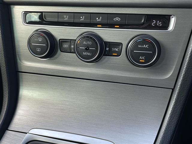 ゴルフヴァリアント TSI コンフォートライン 純正ナビ フルセグTV HID スマートキー DVD再生 プリクラッシュ 前後ドラレコ 純正16インチアルミ バックカメラ Bluetooth 保証書 スペアキー ETC オートライト ルーフレール(18枚目)