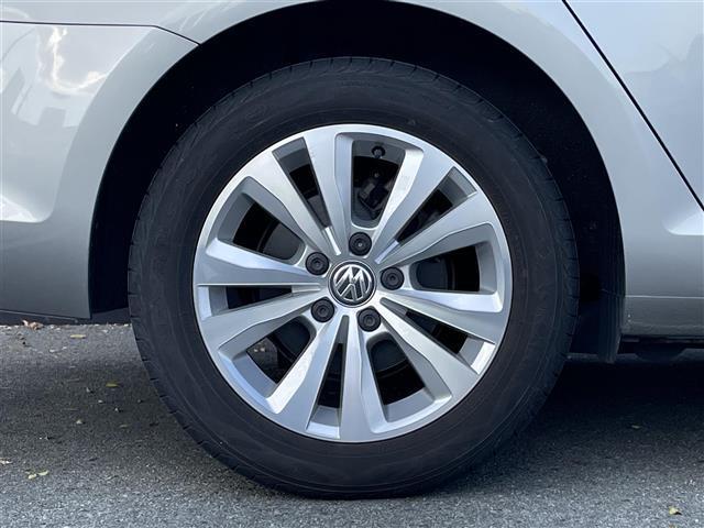 ゴルフヴァリアント TSI コンフォートライン 純正ナビ フルセグTV HID スマートキー DVD再生 プリクラッシュ 前後ドラレコ 純正16インチアルミ バックカメラ Bluetooth 保証書 スペアキー ETC オートライト ルーフレール(49枚目)