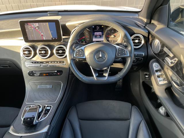 GLC GLC220d 4マチック ローレウスエディション サンルーフ ブルメスター フットトランクオープナー 純正ナビ 全方位カメラ ETC ハーフレザー パワーシート 全席シートヒーター純正19インチアルミ ACC レーダーセーフティPKG キーレスゴー(8枚目)