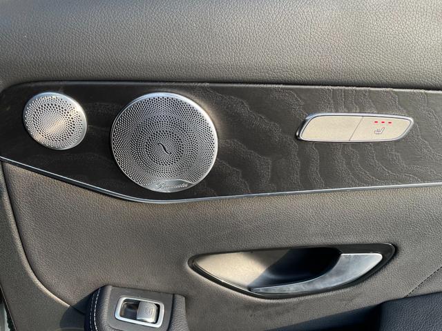 GLC GLC220d 4マチック ローレウスエディション サンルーフ ブルメスター フットトランクオープナー 純正ナビ 全方位カメラ ETC ハーフレザー パワーシート 全席シートヒーター純正19インチアルミ ACC レーダーセーフティPKG キーレスゴー(39枚目)