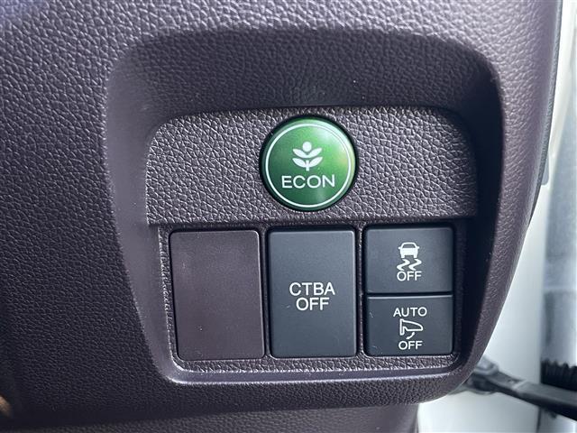 Ｎ－ＯＮＥ プレミアム　Ｇａｔｈｅｒｓナビ　バックカメラ　ドラレコ　ＣＴＢＡ　ツートン　純正１４インチアルミ　純正フロアマット　ハーフレザーシート　Ｂｌｕｅｔｏｏｔｈ　フルセグＴＶ　取扱説明書　保証書　スペアキー　ＨＩＤ（12枚目）