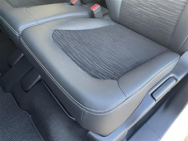 Ｎ－ＯＮＥ プレミアム　Ｇａｔｈｅｒｓナビ　バックカメラ　ドラレコ　ＣＴＢＡ　ツートン　純正１４インチアルミ　純正フロアマット　ハーフレザーシート　Ｂｌｕｅｔｏｏｔｈ　フルセグＴＶ　取扱説明書　保証書　スペアキー　ＨＩＤ（33枚目）